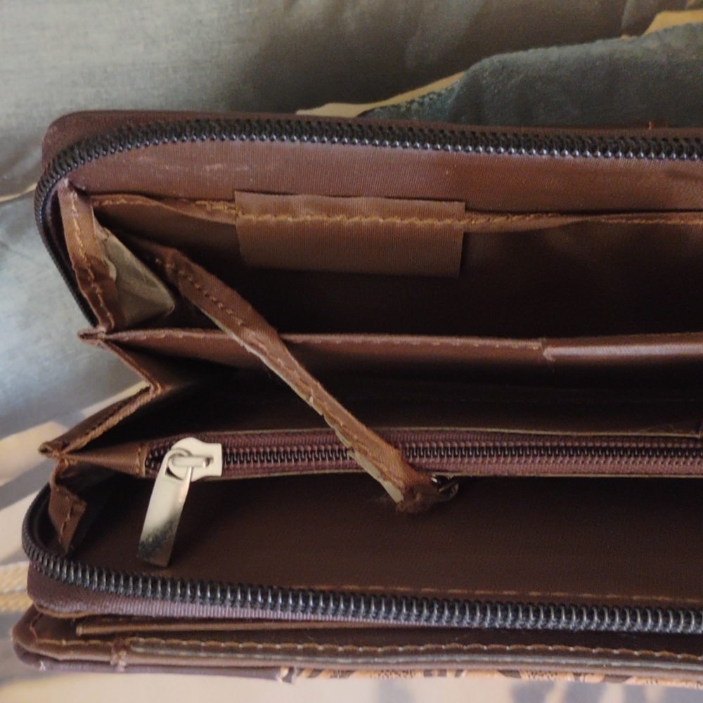 Western Style Embossed Wallet with Stud Accents - Picture 8 of 12